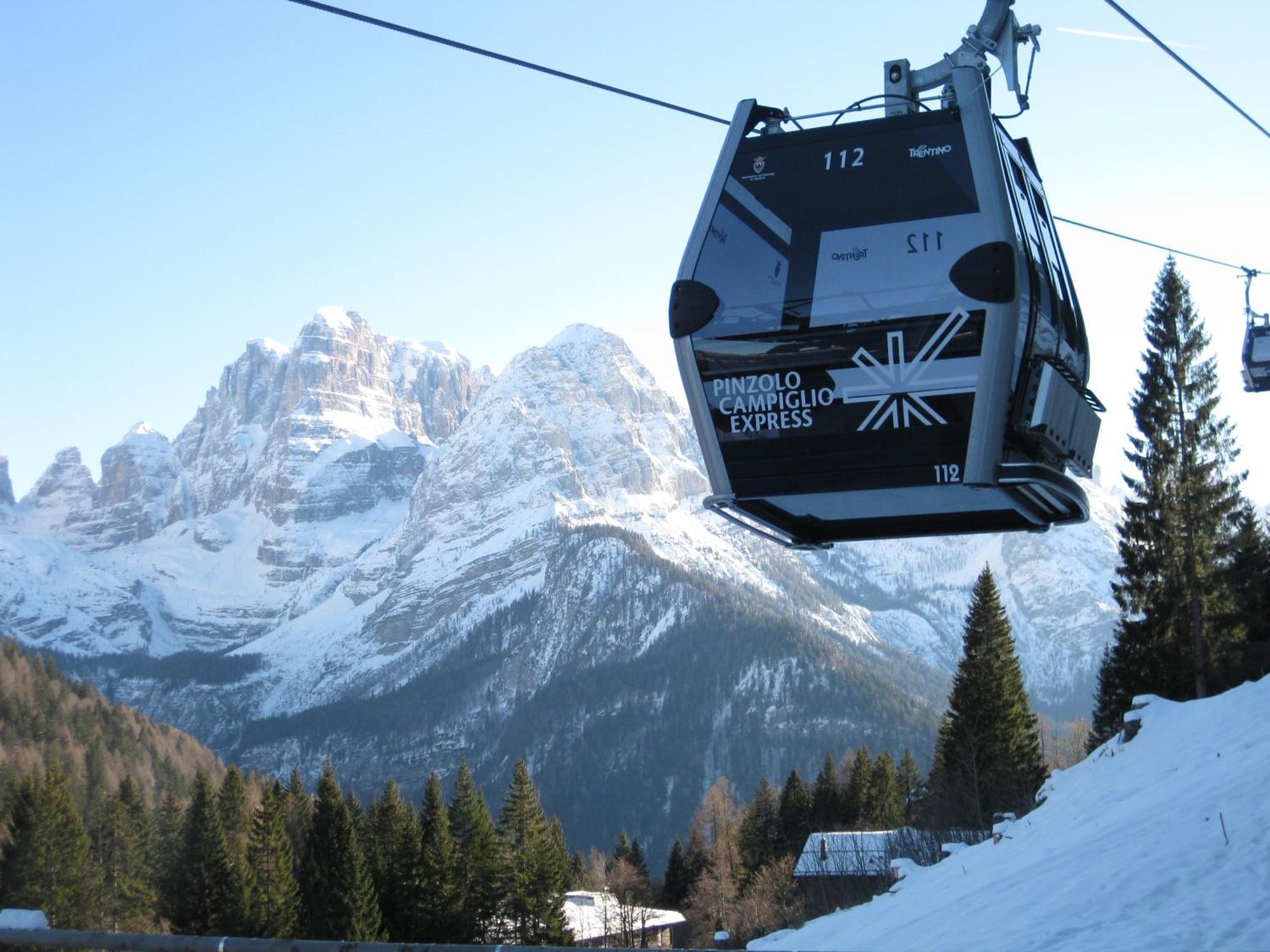 Hotel Europeo Alpine Charme & Wellness Pinzolo Exterior foto