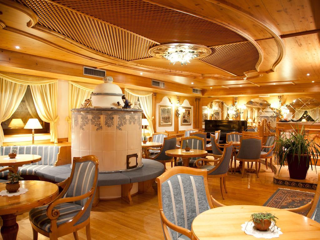 Hotel Europeo Alpine Charme & Wellness Pinzolo Exterior foto
